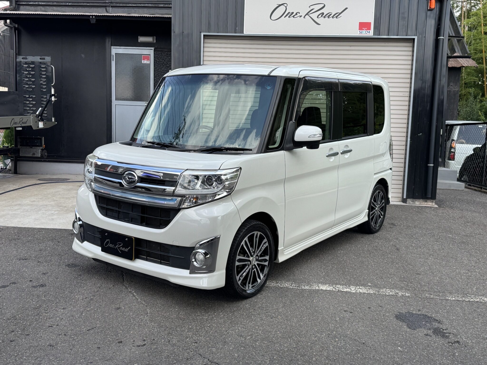 ダイハツ　タントカスタム　RS