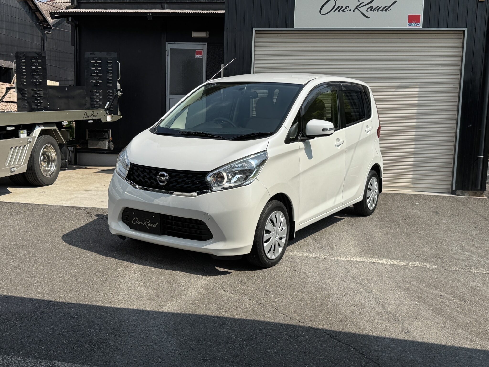 日産　デイズ　X